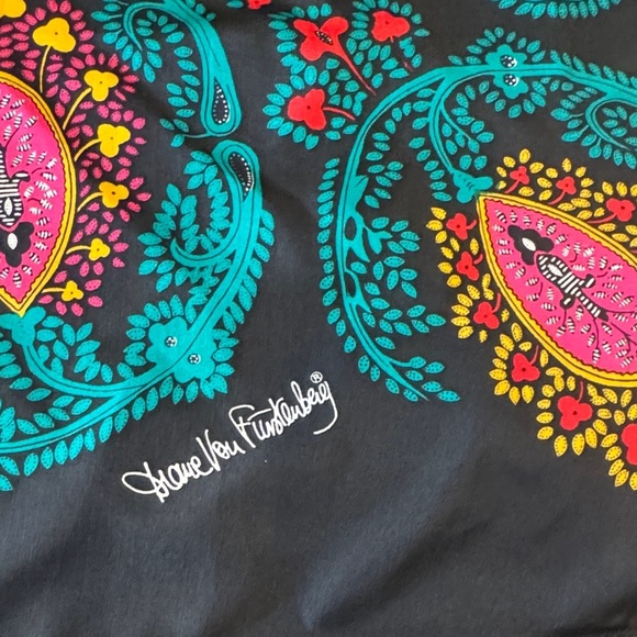 Diane Von Furstenberg Colorful Black Multi Paisley and Plaid Square Silk Scarf - Picture 4 of 15